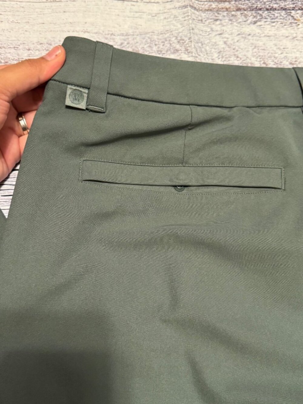 Lululemon ABC Slim Fit Olive Green Warpstreme Pants Men's Size 34 EUC LM5AQZS - Picture 7 of 10